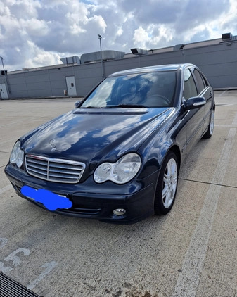 Mercedes-Benz Klasa C cena 19000 przebieg: 215000, rok produkcji 2005 z Witkowo małe 631